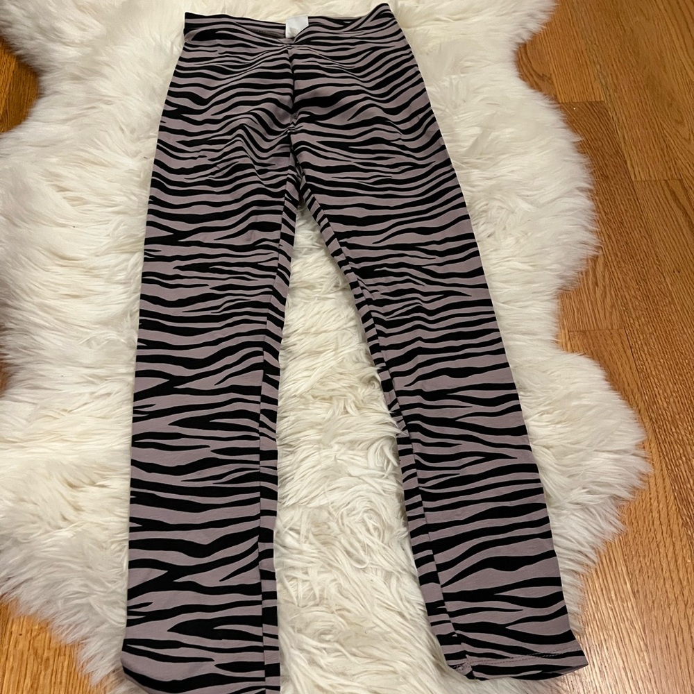 Zara Zebra Print leggings